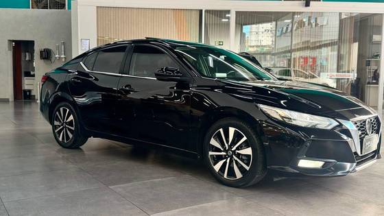 NISSAN SENTRA 2.0 16V GASOLINA EXCLUSIVE XTRONIC NISSAN SENTRA 2.0 16V GASOLINA EXCLUSIVE XTRONIC